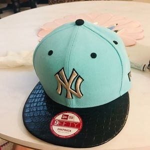 NY yankee cap